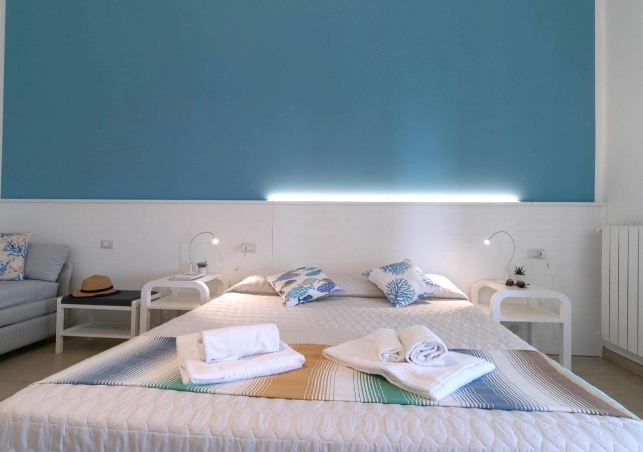 Fronte Mare Rooms By Salentolimit Порто-Чезарео Экстерьер фото